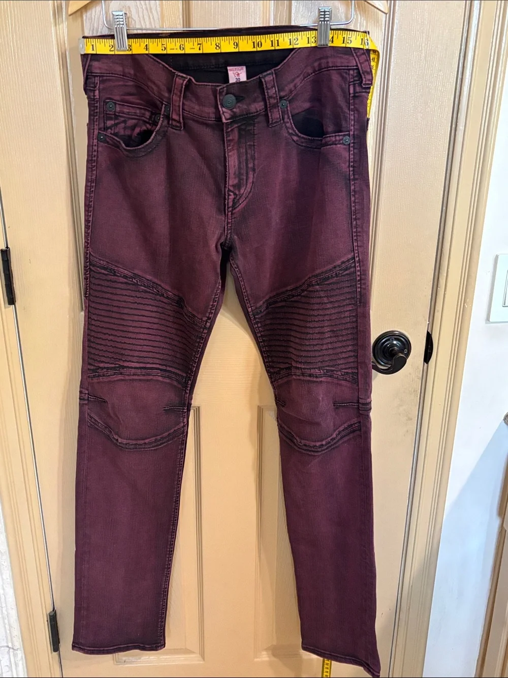 Men’s Burgundy True religion jeans size 30